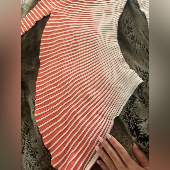 Emporia Armani stretchy textured tunic top size 36 XS/S - Picture 4 of 5